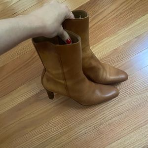 Thrifted ann Taylor leather  ankle boot